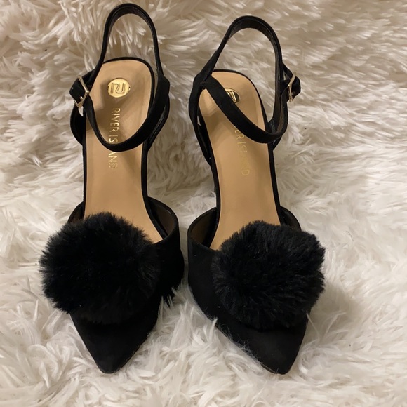 Stunning River Island/ fluffy suede high hills pump - Picture 2 of 7